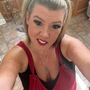 Meet your Posher, Brandi